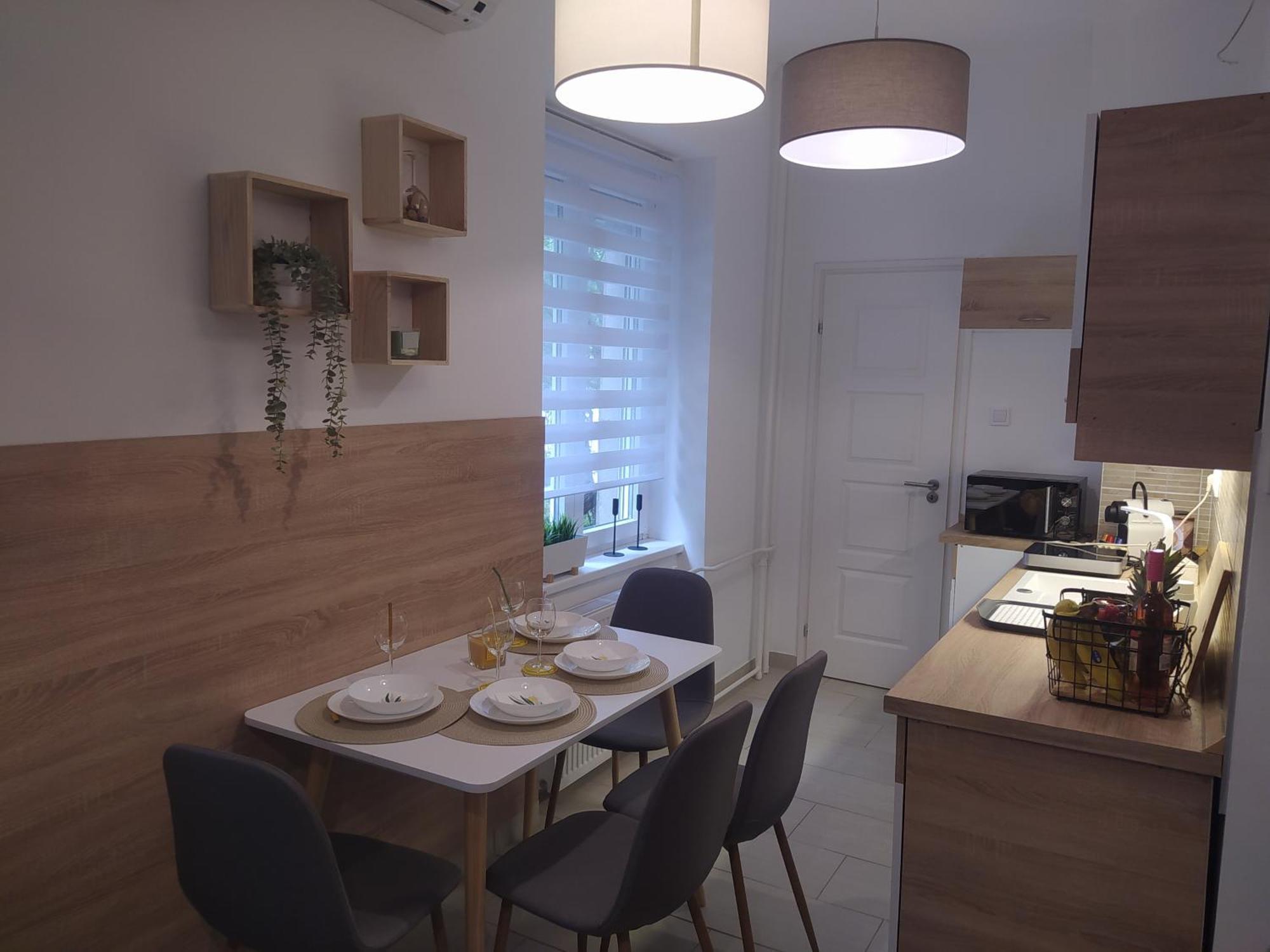 Lady Mabel'S Apartment Near To Arena, Puskas Stadion And City Park, With Guarded Parking Place Будапеща Екстериор снимка
