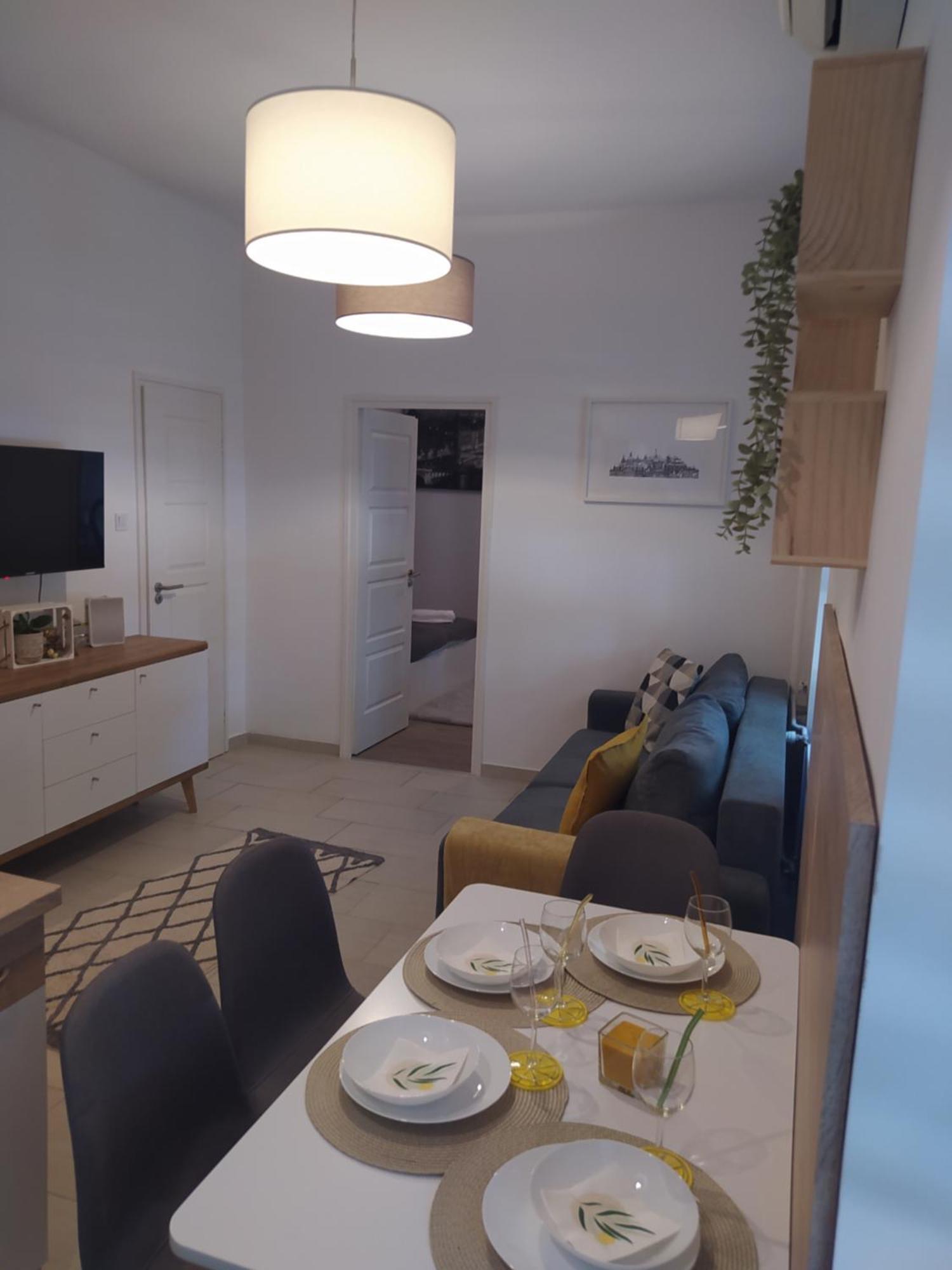 Lady Mabel'S Apartment Near To Arena, Puskas Stadion And City Park, With Guarded Parking Place Будапеща Екстериор снимка